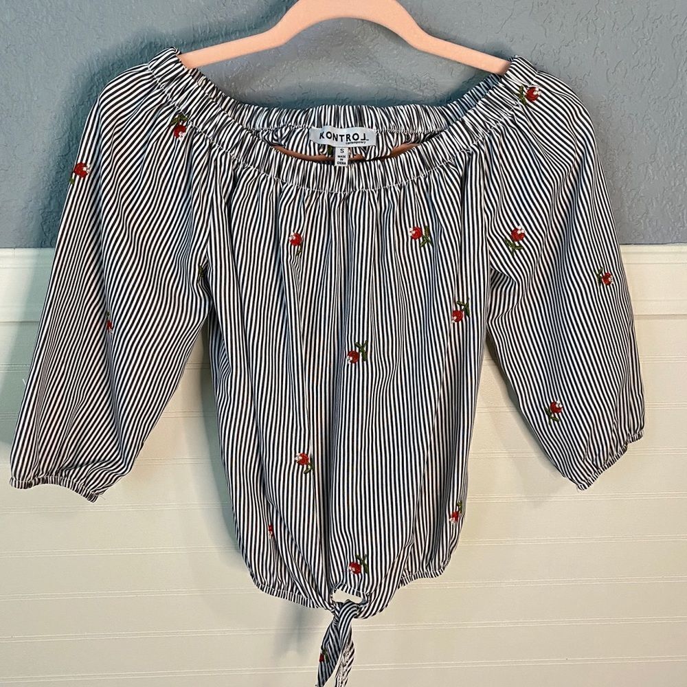 Kontrol Off The Shoulder Pinstripe w/Flowers Top